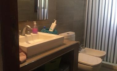 Casa quinta en venta - 2 dormitorios 1 baño - 120mts2  - Chivilcoy