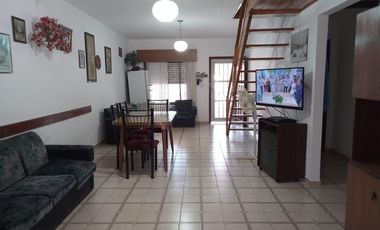 Casa y departamentos en venta  - 10 dormitorios 12 baños - 450mts2  - Mar Del Tuyu