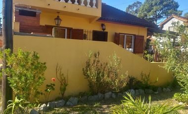 Duplex en venta - 3 dormitorios 2 baños - 95mts2- Mar Del Tuyu