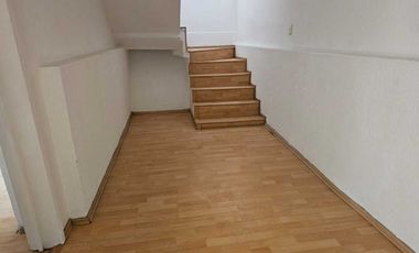 Casa en Renta en Lomas de Tarango