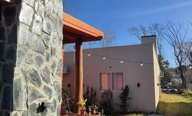 Casa en venta - 3 Dormitorios 1 Baño - Costa del Este