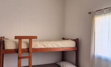 Casa en venta - 3 Dormitorios 1 Baño - Costa del Este