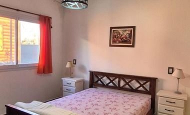 Casa en venta - 3 Dormitorios 1 Baño - Costa del Este