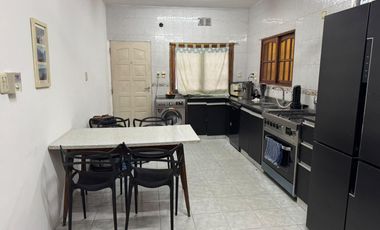 Casa en venta - 4 Dormitorios 1 Baño - Tortuguitas