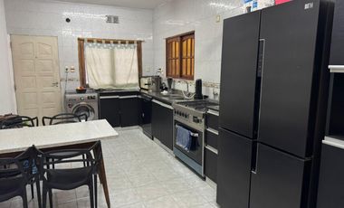 Casa en venta - 4 Dormitorios 1 Baño - Tortuguitas