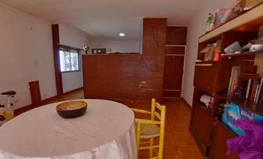 PH en venta - 2 dormitorios 1 baño - 55mts2 - Bernal Este