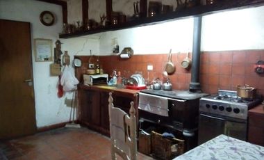 Casa en venta - 3 Dormitorios  5 Baños - Cochera - 6062Mts2 - Magdalena