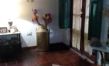 Casa en venta - 3 Dormitorios  5 Baños - Cochera - 6062Mts2 - Magdalena