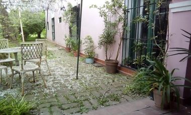 Casa en venta - 3 Dormitorios  5 Baños - Cochera - 6062Mts2 - Magdalena
