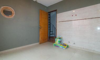 Departamento en venta - 3 dormitorios 1 baño - 69mts2 cubiertos - Lomas Del Mirador