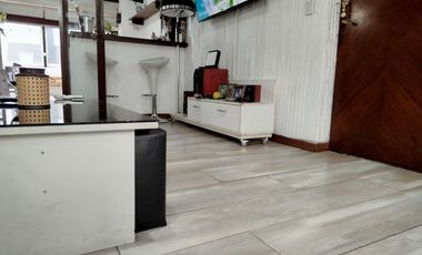 Venta PH en Hurlingham – 96 m² – Patio y cochera – Sin expensas