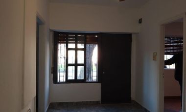PH en venta - 2 Dormitorios 1 Baño - 60mts2 - Wilde
