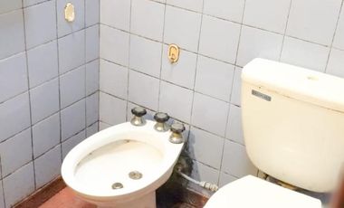 Departamento en venta - 2 Dormitorios 1 Baño - 78Mts2 - Bernal, Quilmes