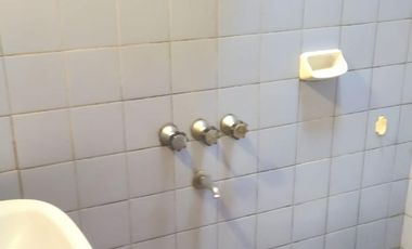 Departamento en venta - 2 Dormitorios 1 Baño - 78Mts2 - Bernal, Quilmes