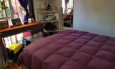 Chalet sobre gran lote en Adrogué.