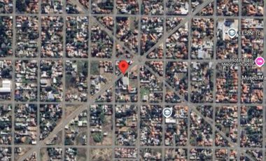 Casa en venta - 4 dormitorios 3 baños - 690mts2 - Mar De Ajo