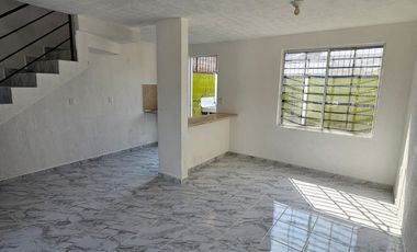 Casa en VENTA en fraccionamiento Vistas La Huerta