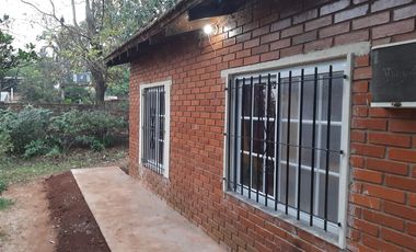 Casa en venta - 2 Dormitorios 1 Baño - 1.700Mts2 - Misiones