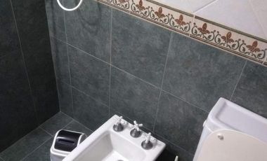 Casa en venta - 2 Dormitorios 2 Baños - 120 mts2 - Costa Del Este