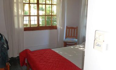 Casa en venta - 4 dormitorios 2 baños - 110mts2 - Ostende