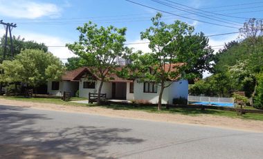 Casa en venta - 4 dormitorios 2 baños - 110mts2 - Ostende