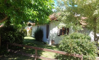 Casa en venta - 4 dormitorios 2 baños - 110mts2 - Ostende