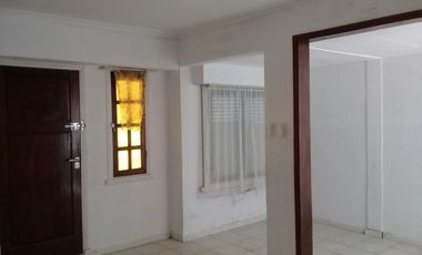 Casa en venta - 3 dormitorios 2 baños - 100mts2 - Mar Del Plata