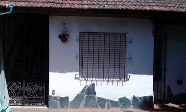 Casa en venta - 3 dormitorios 2 baños - 100mts2 - Mar Del Plata