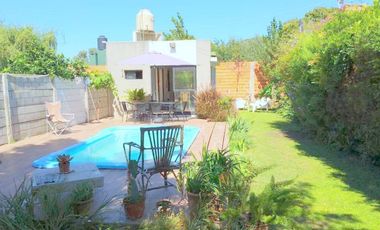 Lote con Quincho en venta - Villa Parque Sicardi