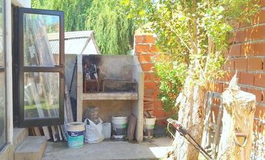 Lote con Quincho en venta - Villa Parque Sicardi