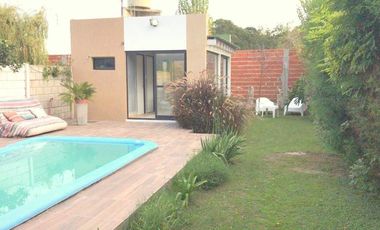 Lote con Quincho en venta - Villa Parque Sicardi