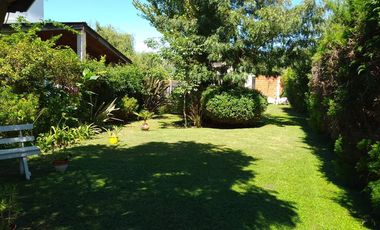 Lote con Quincho en venta - Villa Parque Sicardi