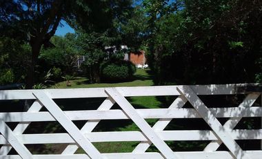 Lote con Quincho en venta - Villa Parque Sicardi