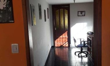 Casa en venta - 4 dormitorios 3 baños - 220mts2 - Santa Teresita