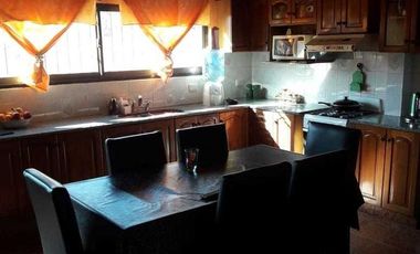 Casa en venta - 4 dormitorios 3 baños - 220mts2 - Santa Teresita