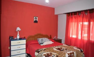 Casa en venta - 4 dormitorios 3 baños - 220mts2 - Santa Teresita