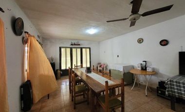 Casa en venta - 3 Dormitorios 2 Baños - Cochera - 270Mts2 - Alejandro Korn