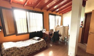 Casa en venta - 4 Dormitorios 3 Baños - Cochera - 283Mts2 - Mar del Plata