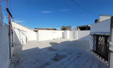 Casa en venta - 3 Dormitorios 2 Baños - Cochera - 160Mts2 - Avellaneda