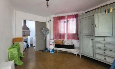 Casa en venta - 3 Dormitorios 2 Baños - Cochera - 160Mts2 - Avellaneda