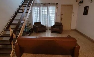 Casa en venta - 3 Dormitorios 2 Baños - Cochera - 160Mts2 - Avellaneda
