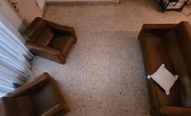 Casa en venta - 3 Dormitorios 2 Baños - Cochera - 160Mts2 - Avellaneda