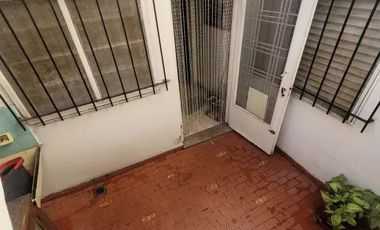 Casa en venta - 3 Dormitorios 2 Baños - Cochera - 160Mts2 - Avellaneda
