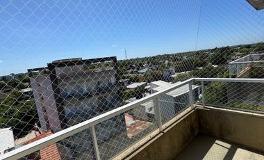 Departamento 2 ambientes en  Escobar Centro