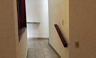Casa en venta - 3 dormitorios 1 baño - 180mts2 - Chivilcoy