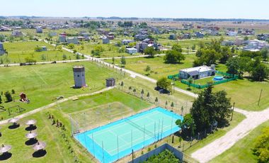 Terreno en venta - 300mts2 - Domselaar Chico