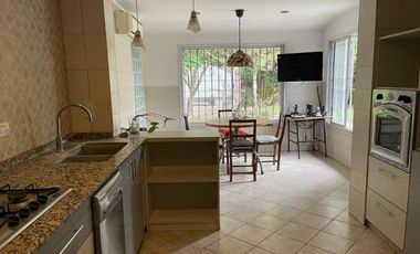 Casa en venta - 3 dormitorios 3 baños - quincho parrilla - 600mts2 - San Miguel