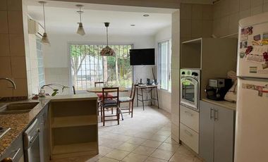 Casa en venta - 3 dormitorios 3 baños - quincho parrilla - 600mts2 - San Miguel