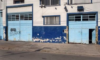 Depósito en venta - 760mts2  - Dock Sud