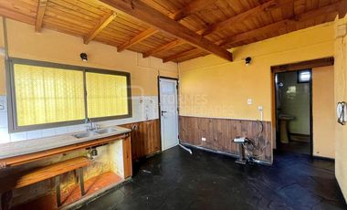 Casa 3 Ambientes con Parque y Cochera en Las Dalias – Mar del Plata